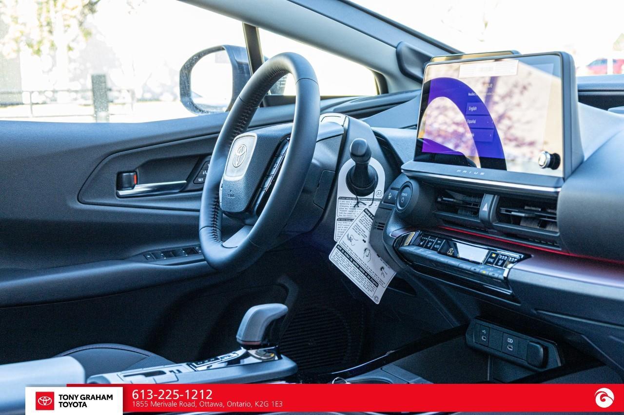 2027 Toyota Prius Plug-In Hybrid XSE Premium Photo