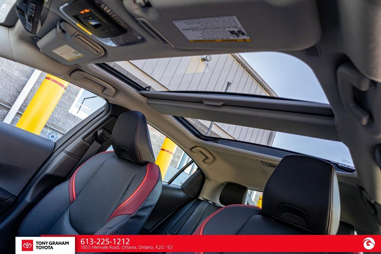 2027 Toyota Prius Plug-In Hybrid XSE Premium Photo