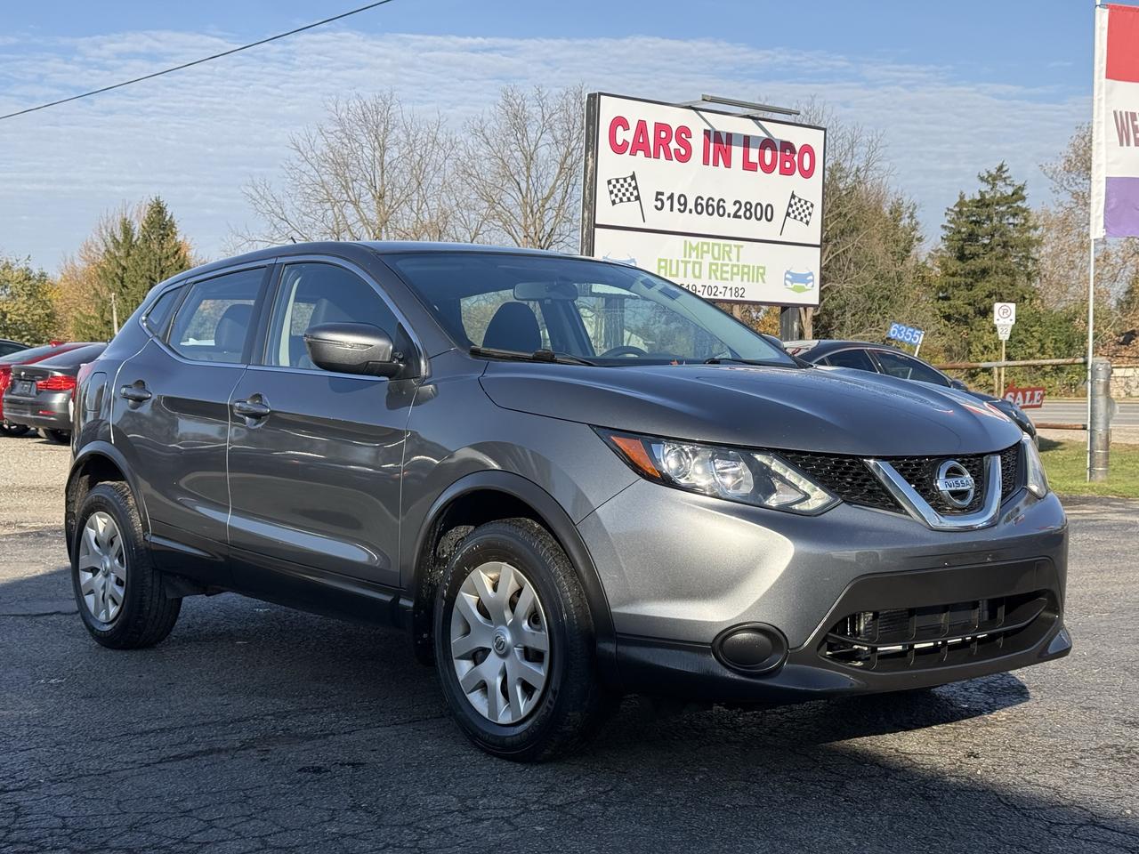 Gray 2018 Nissan Qashqai SUV / Crossover  Manual