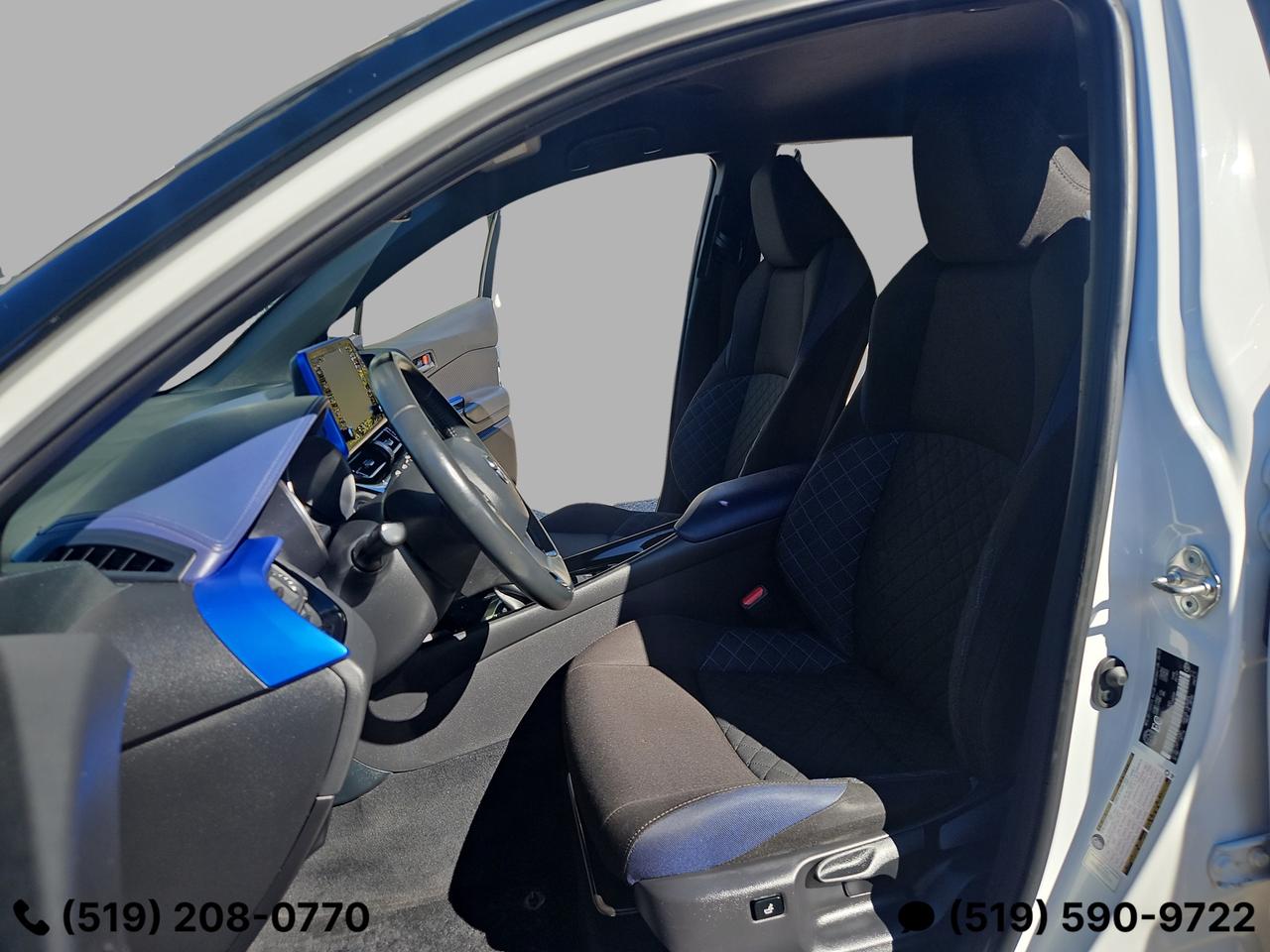 2022 Toyota C-HR XLE Premium,One Owner,Certified,No Accident,2 Keys Photo