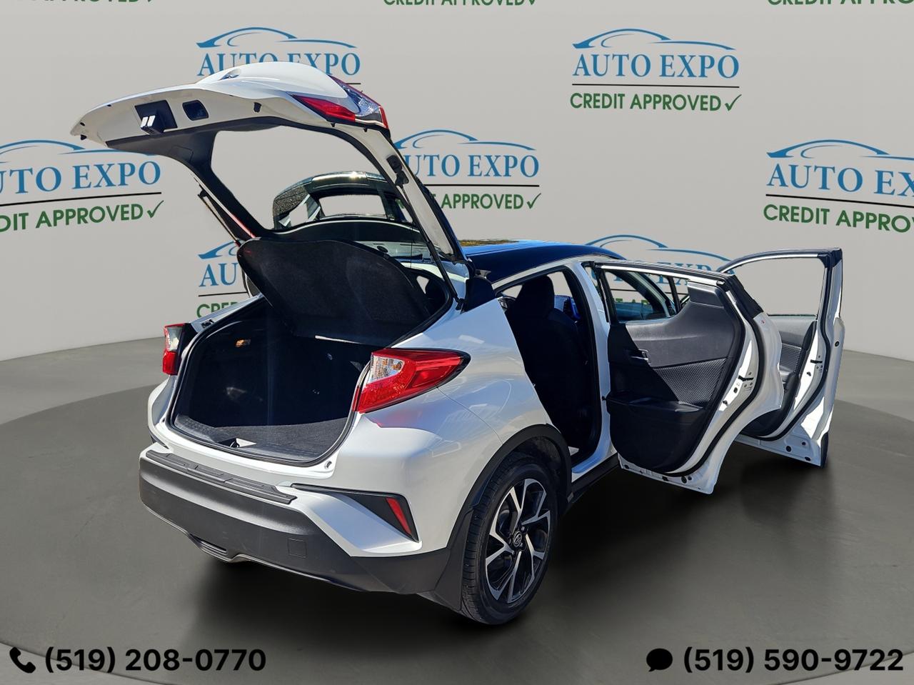 2022 Toyota C-HR XLE Premium,One Owner,Certified,No Accident,2 Keys Photo