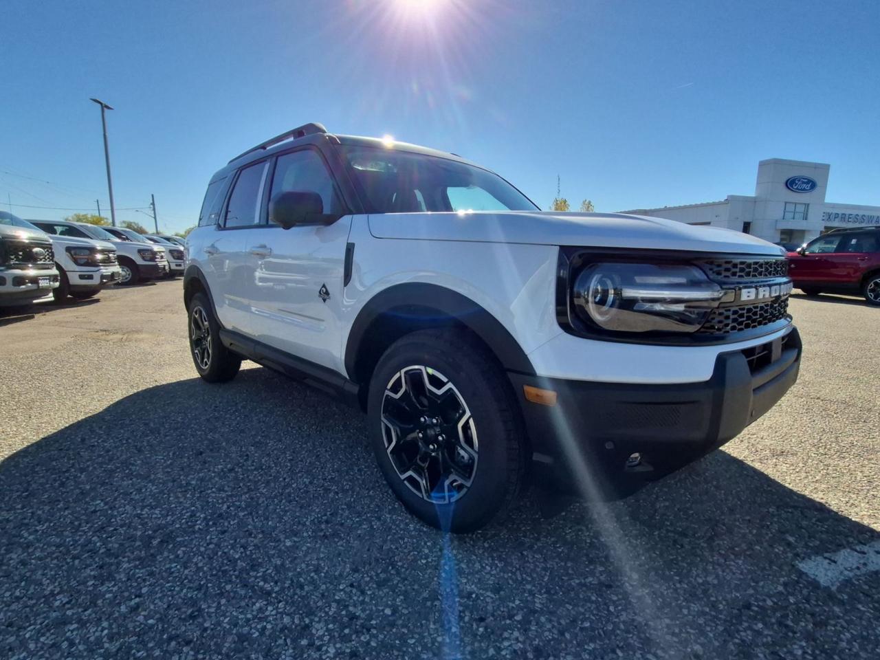 2026 Ford Bronco Sport OUTER BANKS, MOONROOF, TECH PKG, ADAPTIVE CRUISE Photo