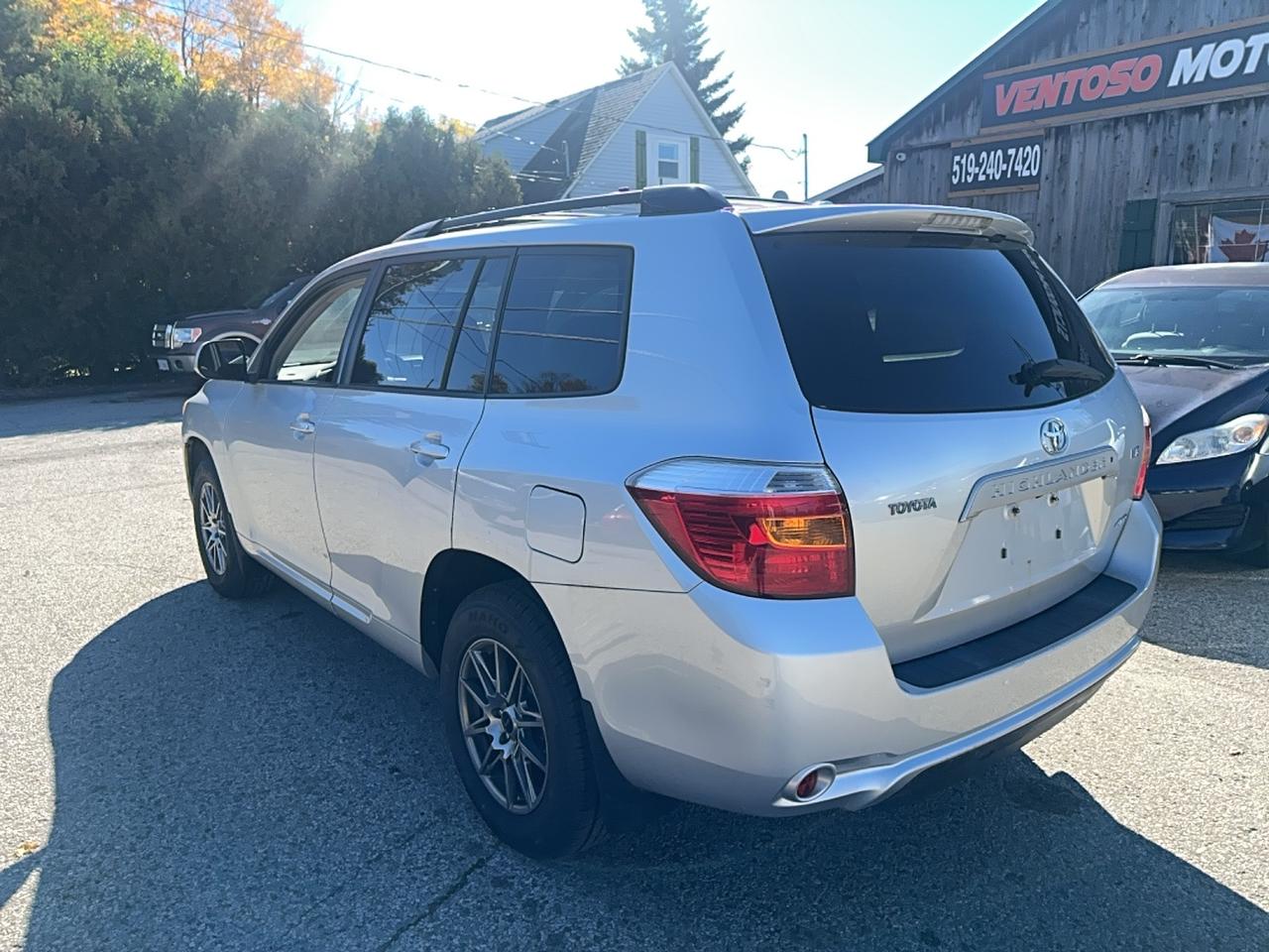 2009 Toyota Highlander V6 Photo