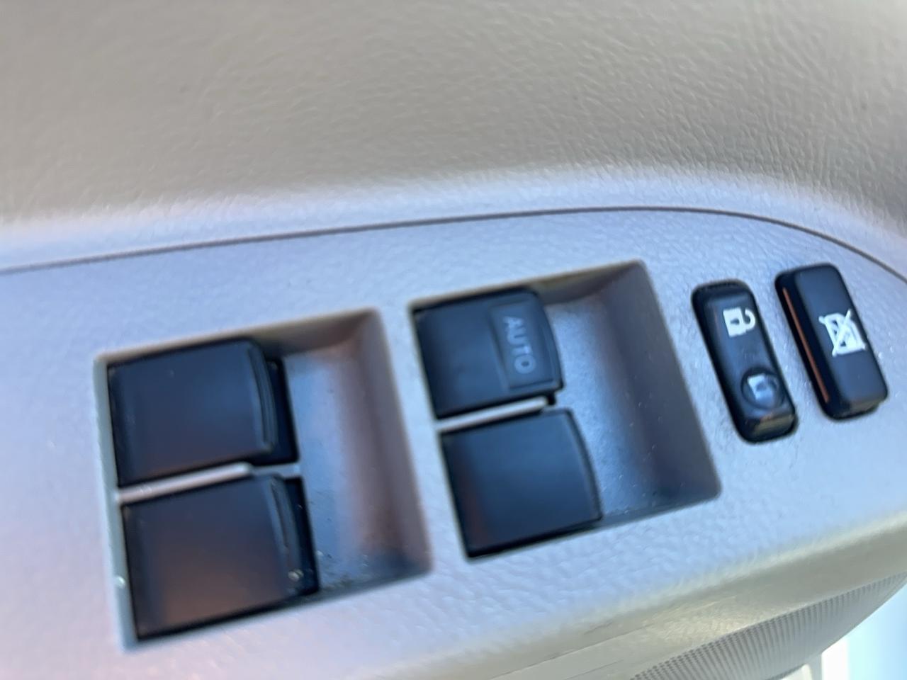 2009 Toyota Highlander V6 Photo