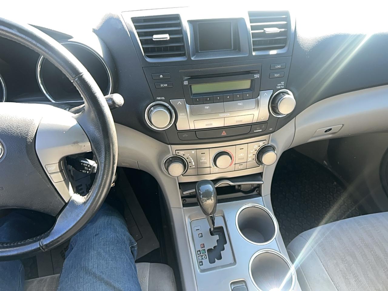 2009 Toyota Highlander V6 Photo