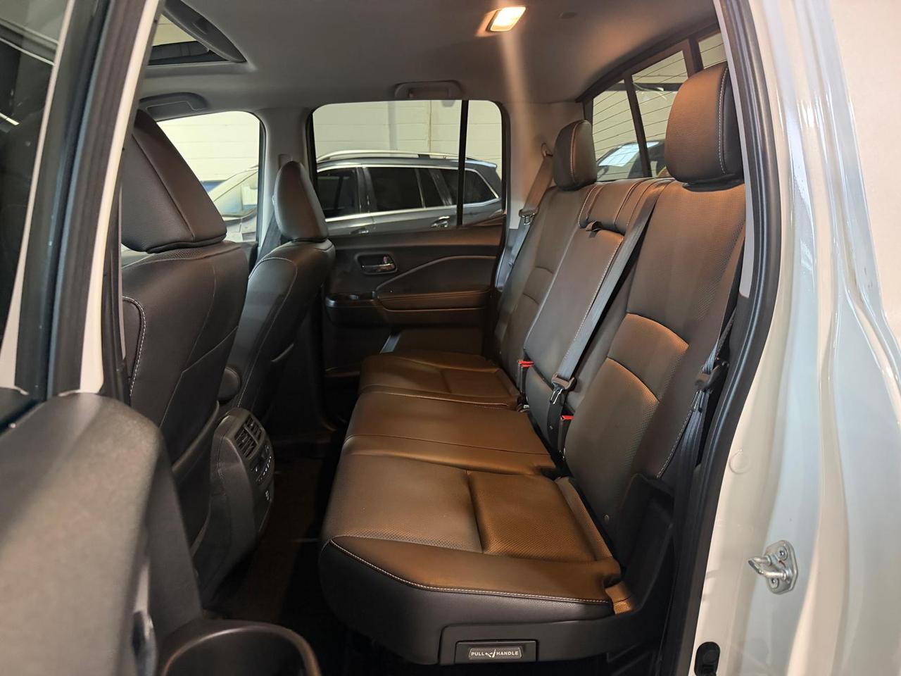 2021 Honda Ridgeline TOURING | HEATED SEATS | LEATHER | SUNROOF Photo