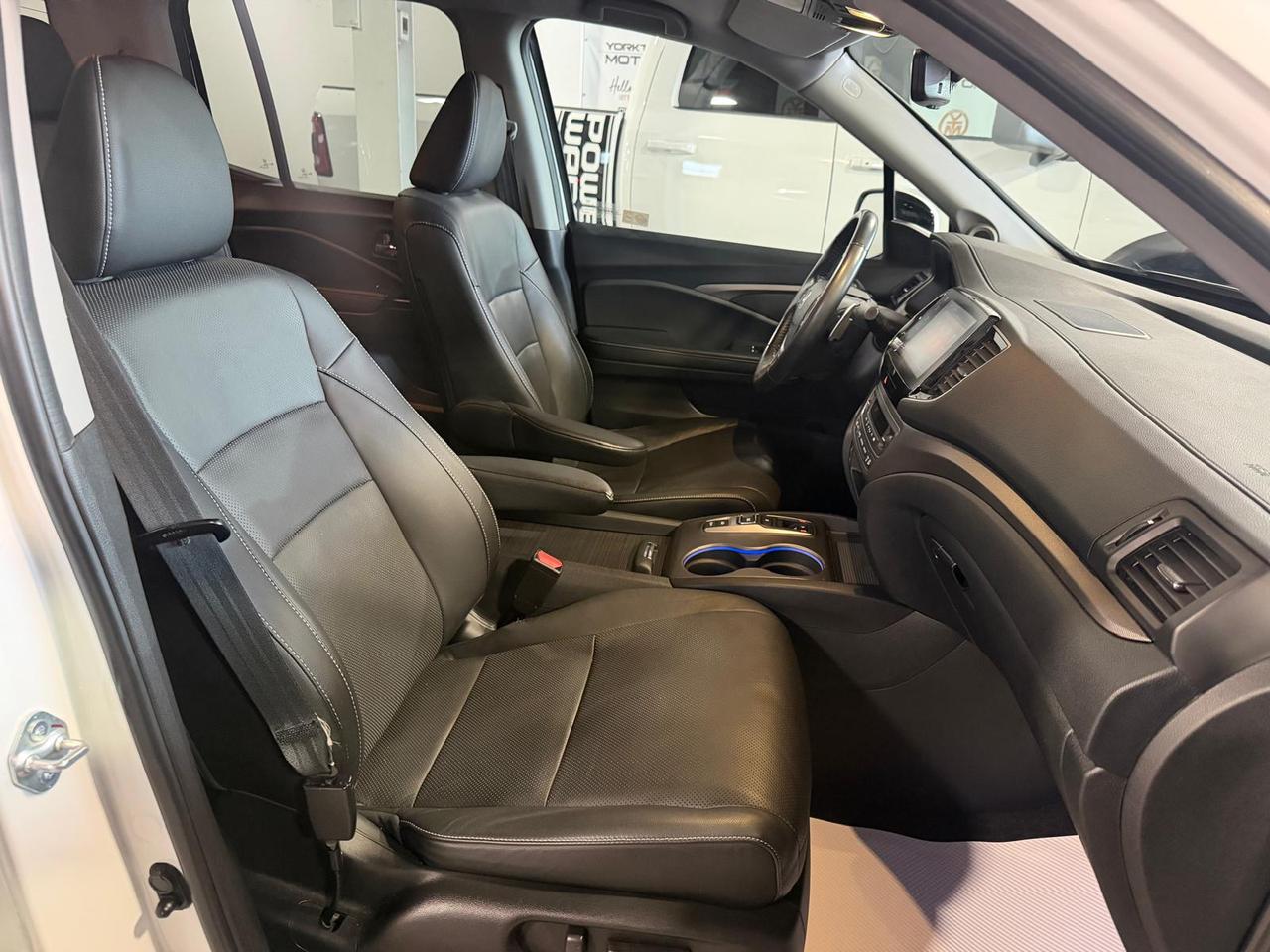 2021 Honda Ridgeline TOURING | HEATED SEATS | LEATHER | SUNROOF Photo