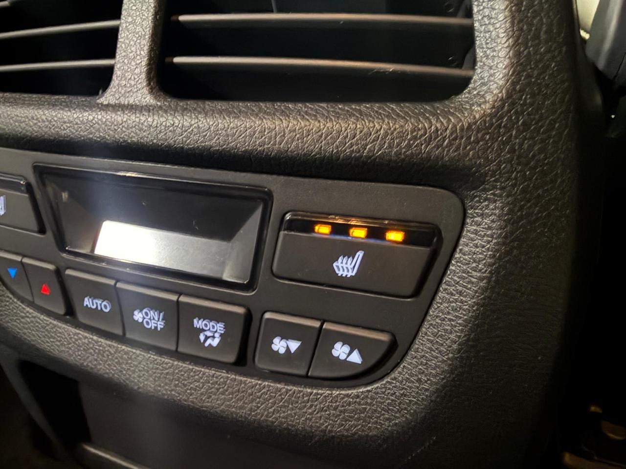 2021 Honda Ridgeline TOURING | HEATED SEATS | LEATHER | SUNROOF Photo