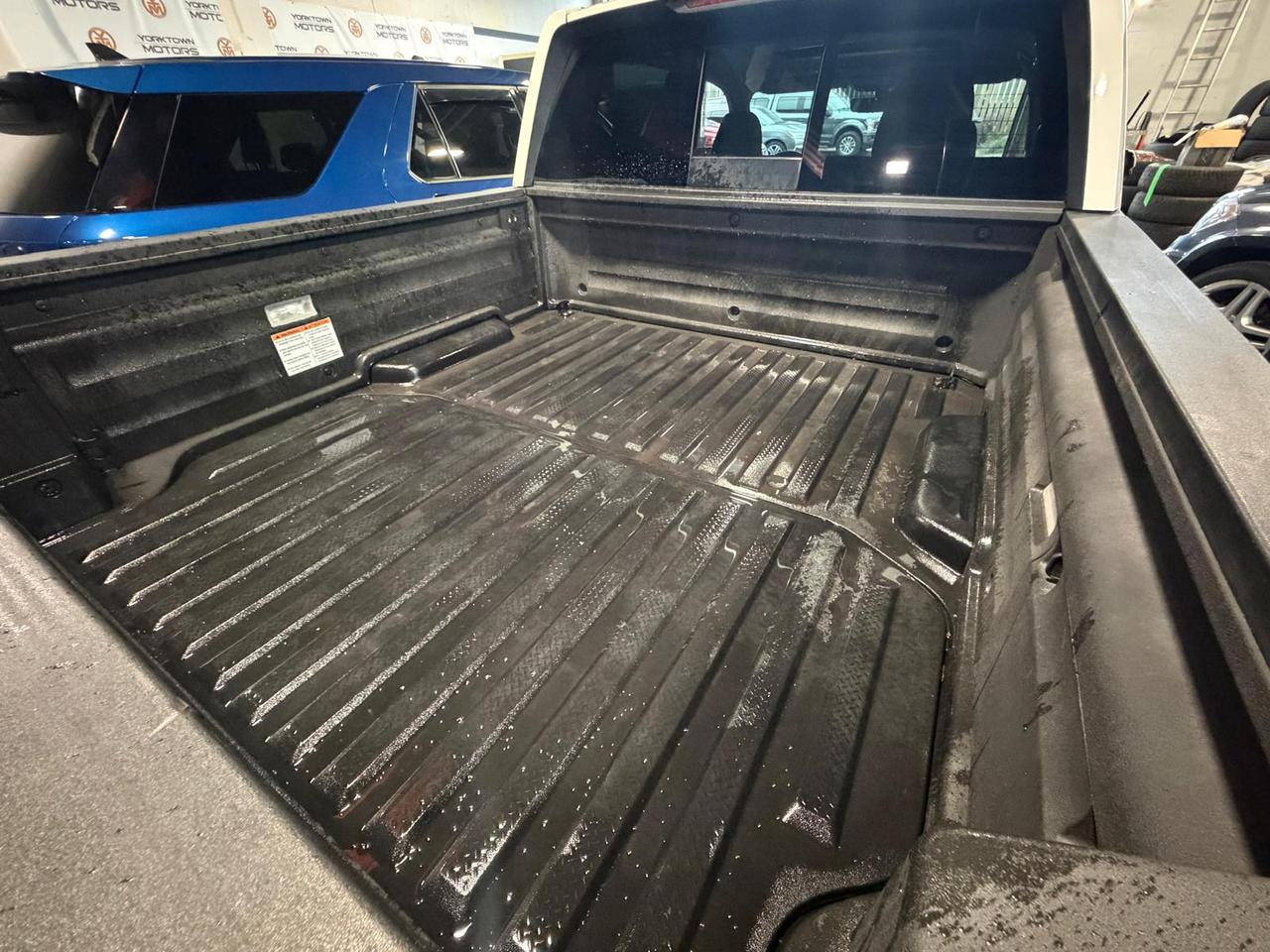 2021 Honda Ridgeline TOURING | HEATED SEATS | LEATHER | SUNROOF Photo
