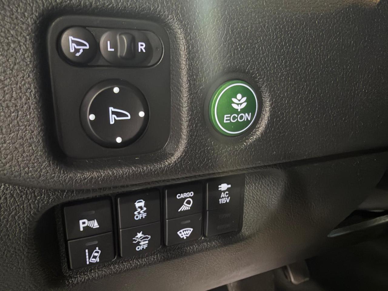 2021 Honda Ridgeline TOURING | HEATED SEATS | LEATHER | SUNROOF Photo
