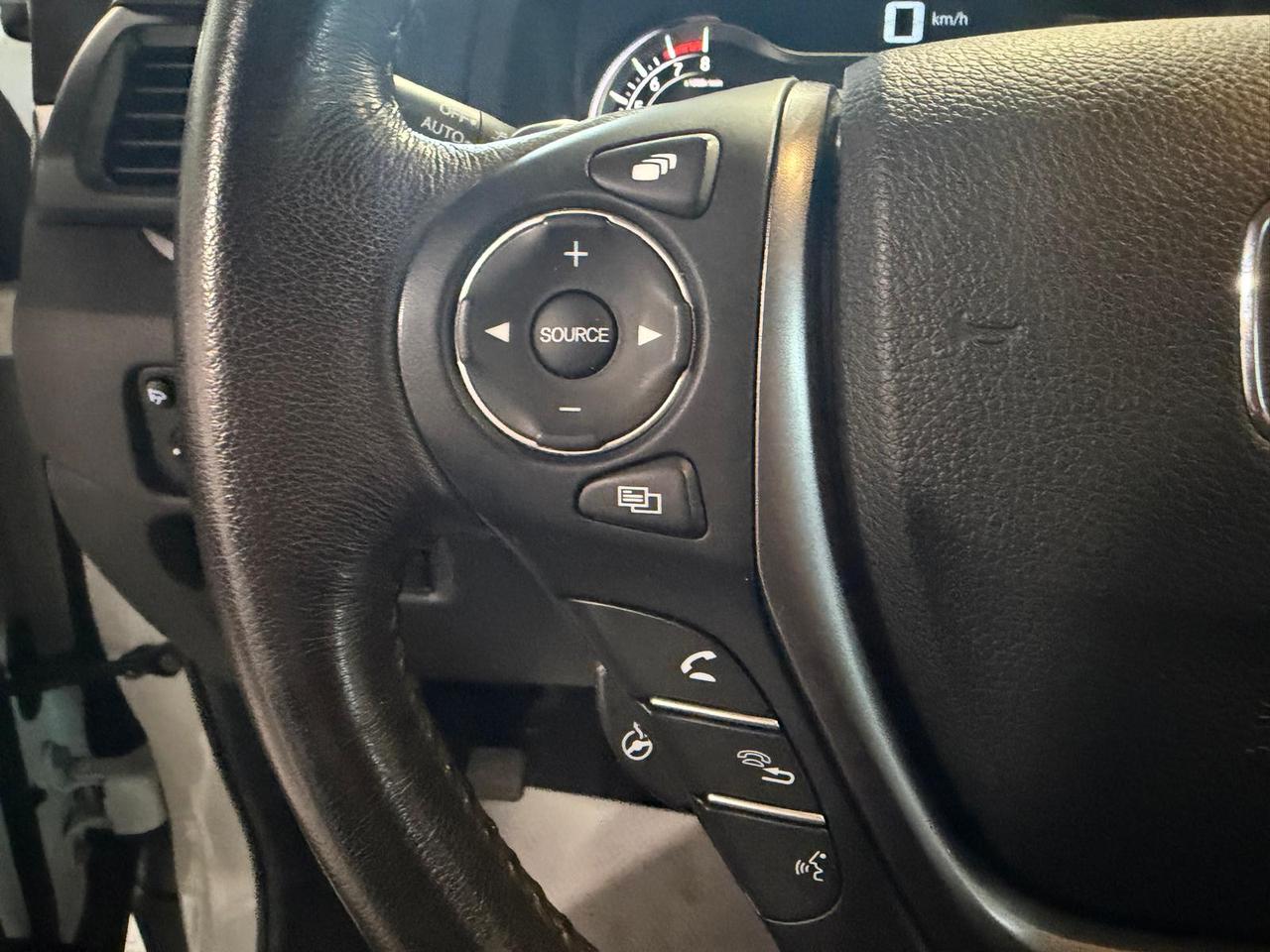 2021 Honda Ridgeline TOURING | HEATED SEATS | LEATHER | SUNROOF Photo