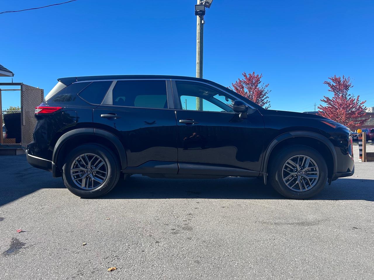2024 Nissan Rogue AWD S Photo