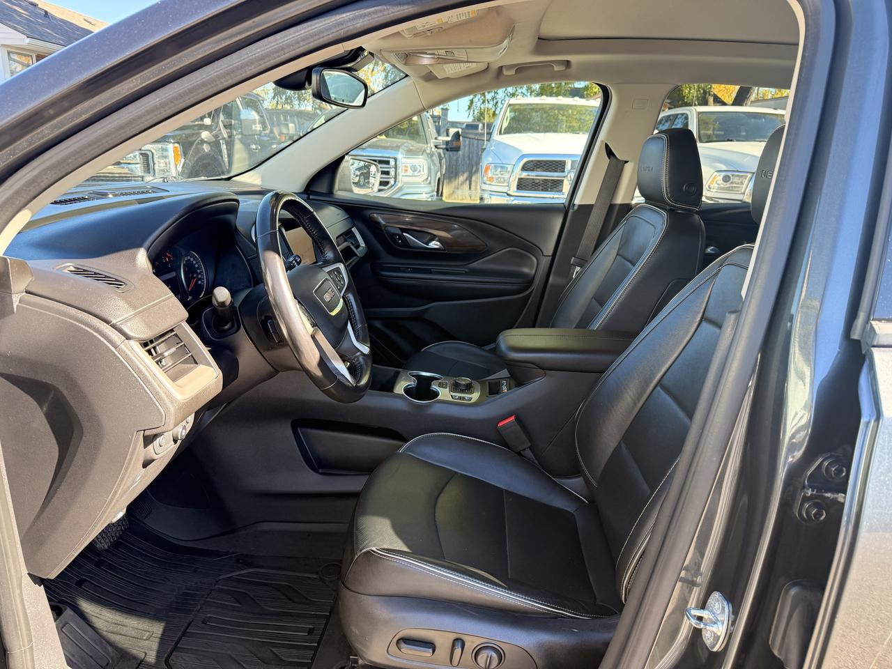 2020 GMC Terrain Denali Photo