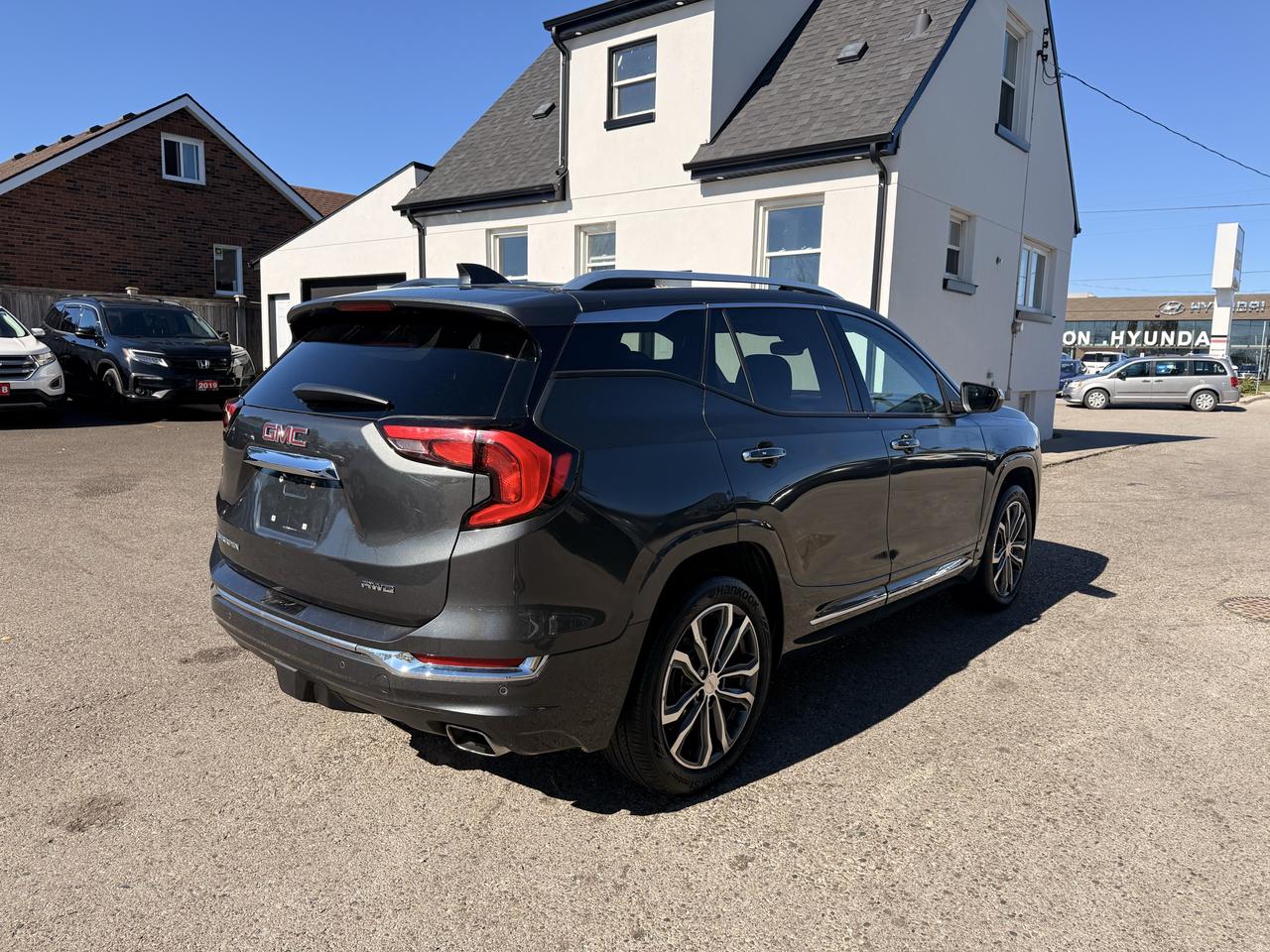 2020 GMC Terrain Denali Photo