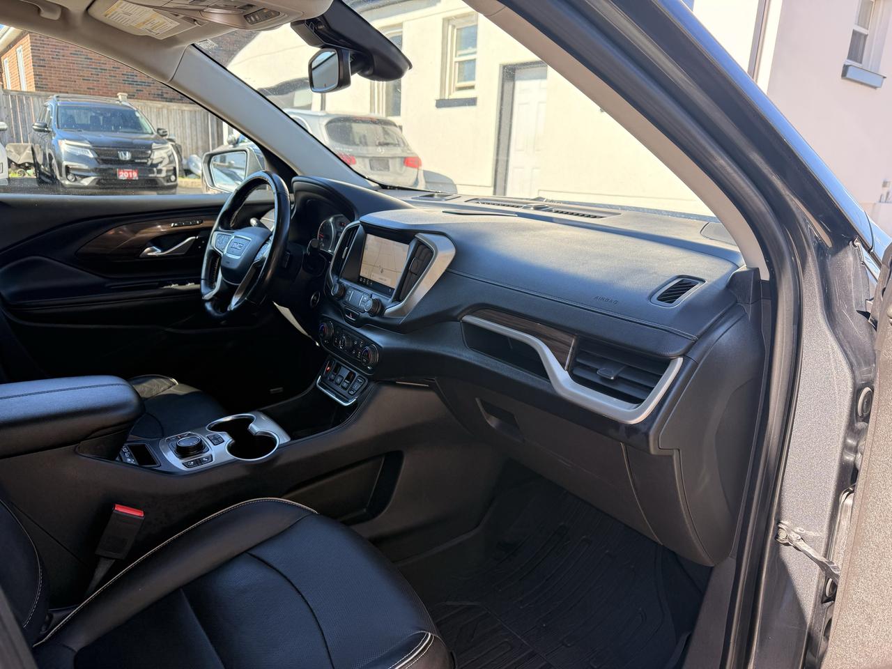 2020 GMC Terrain Denali Photo