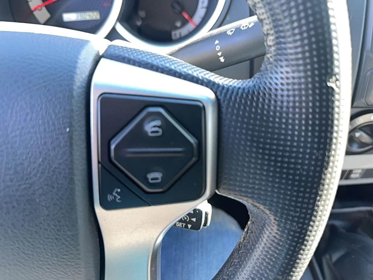 2015 Toyota Tacoma  Photo
