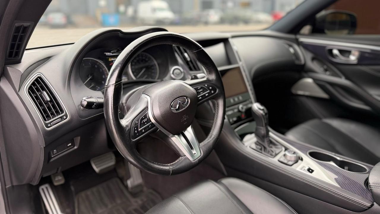 2017 Infiniti Q60 2dr Cpe 3.0t Red Sport 400 Photo
