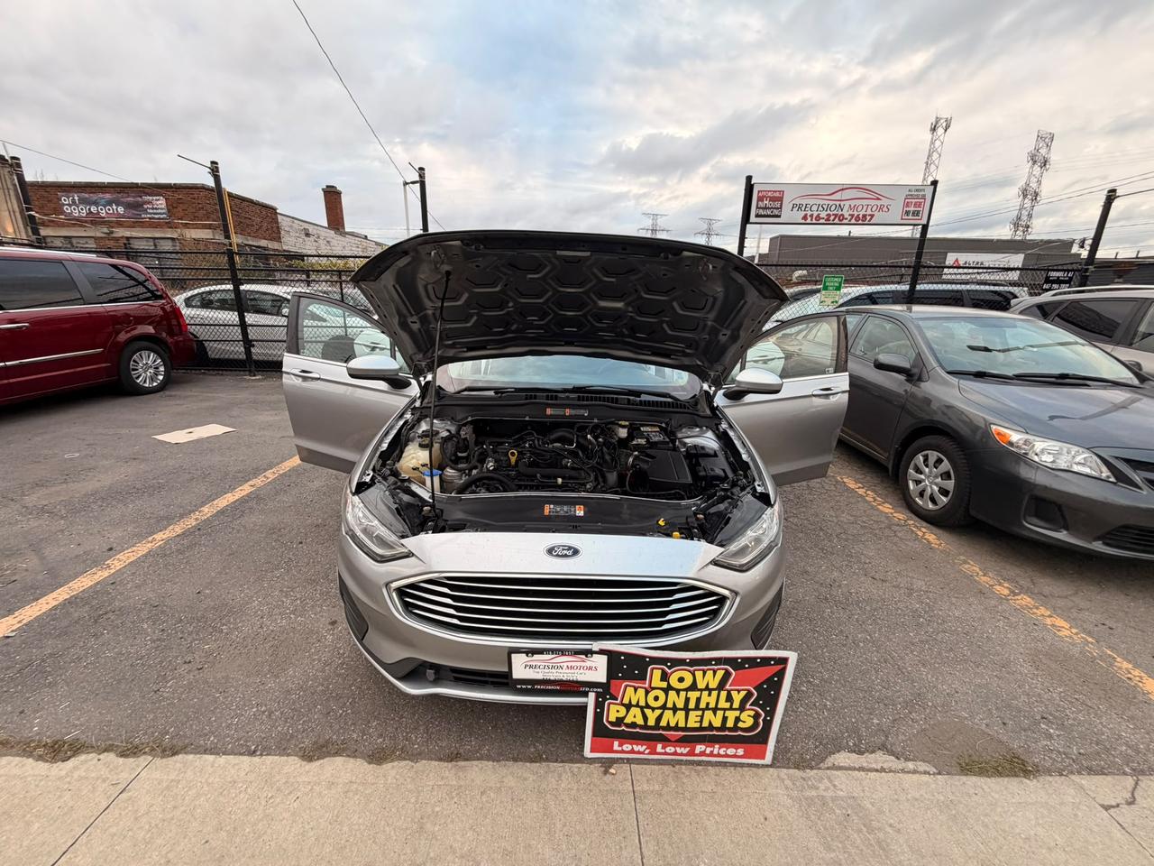 2020 Ford Fusion SE Photo