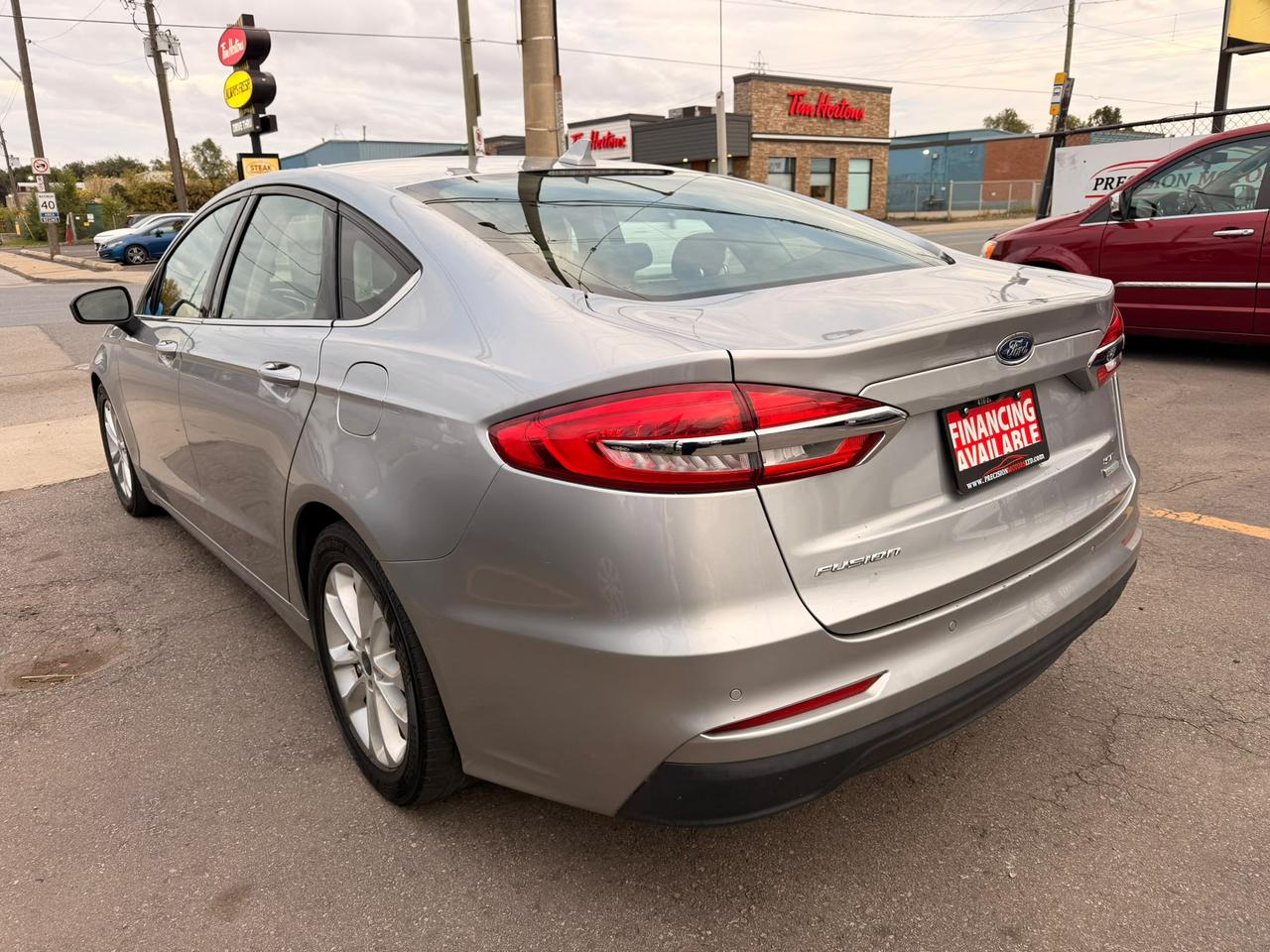 2020 Ford Fusion SE Photo