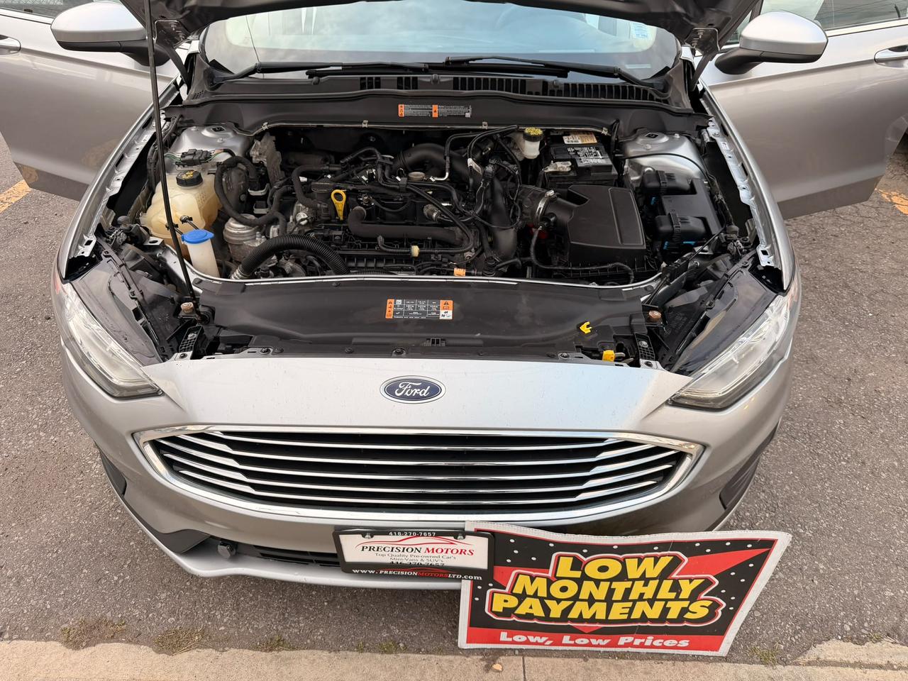 2020 Ford Fusion SE Photo