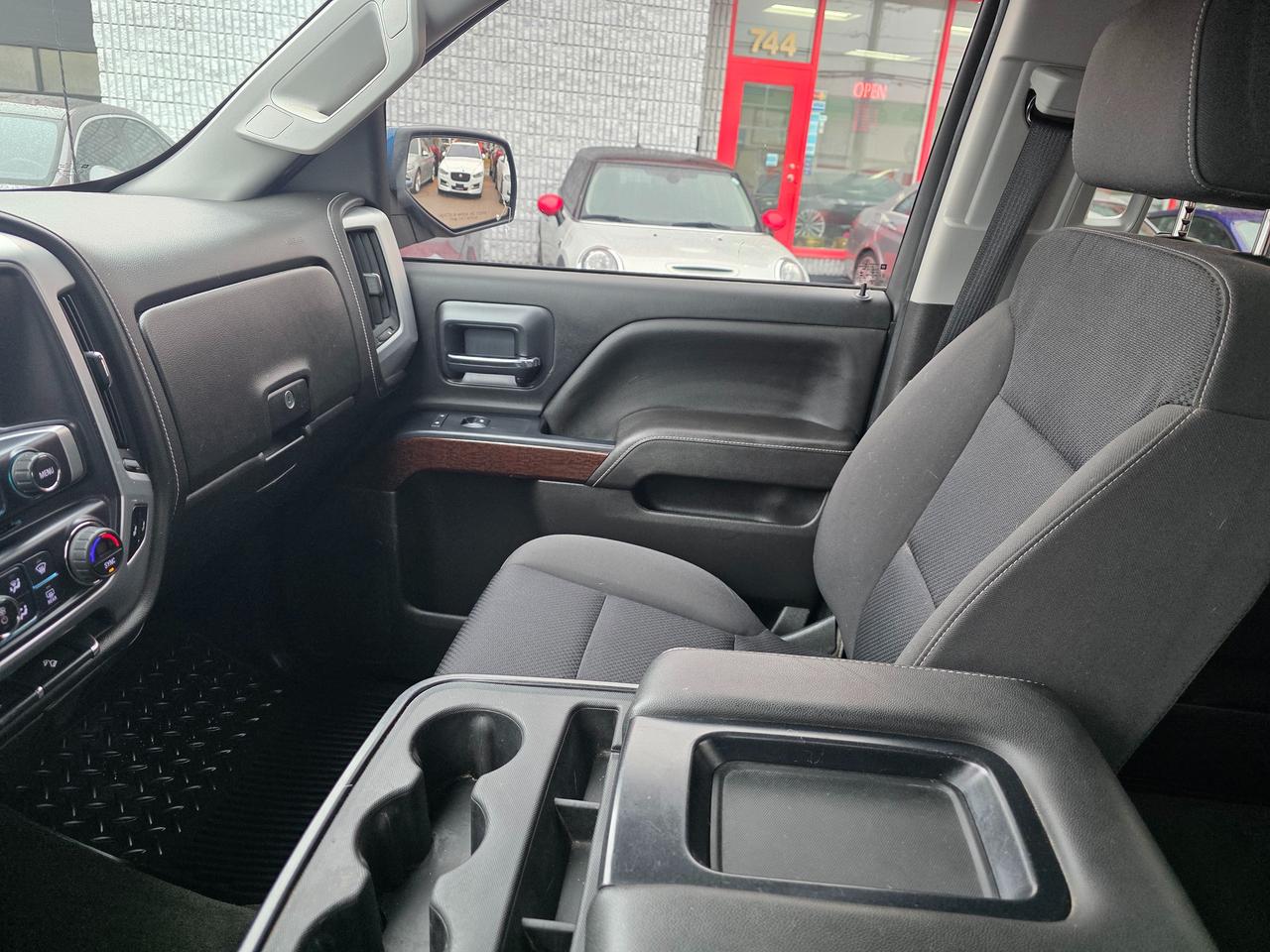 2018 GMC Sierra 1500 4WD Crew Cab SLE Elevation Photo