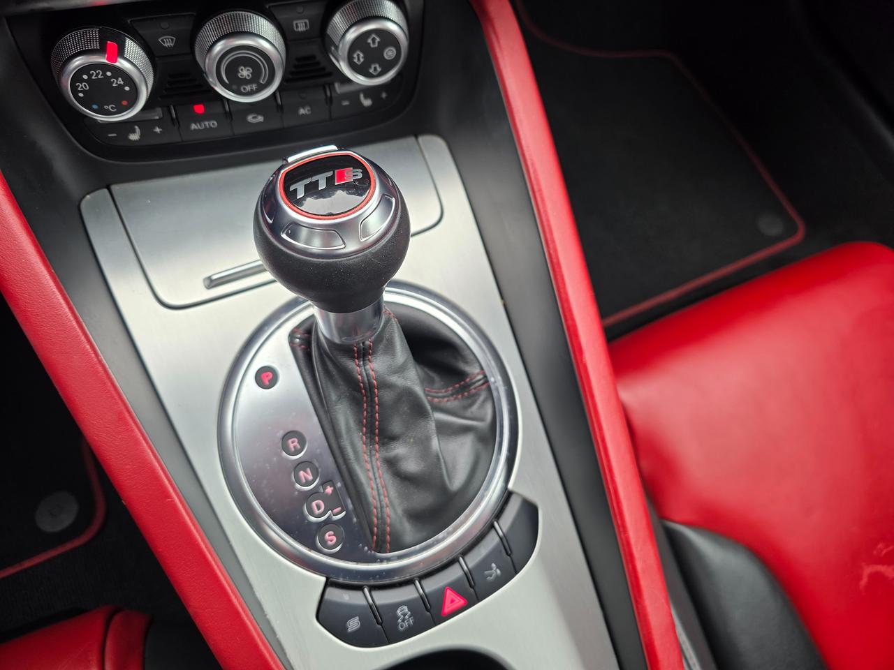 2012 Audi TTS Quattro Photo