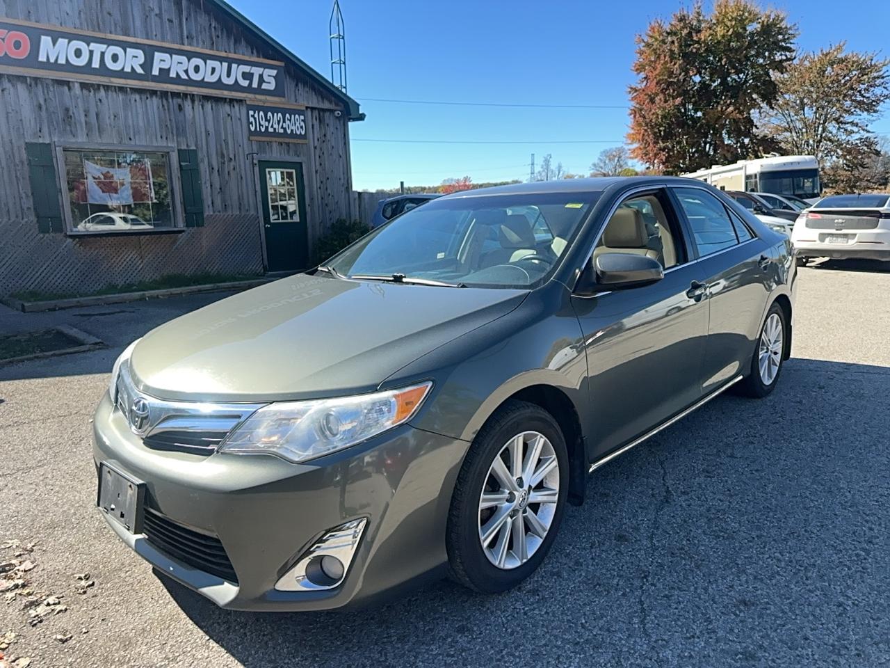2012 Toyota Camry XLE Photo