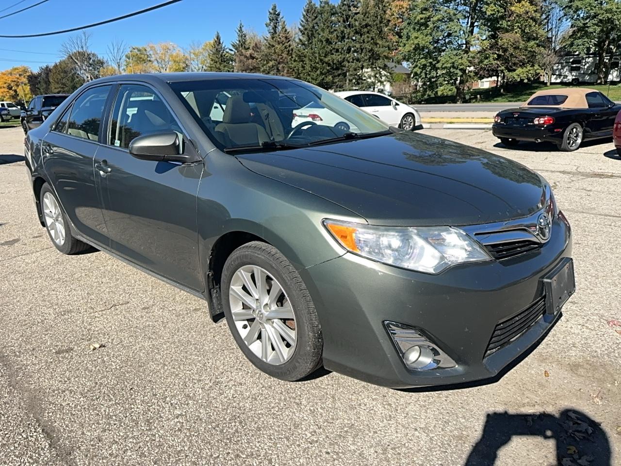 2012 Toyota Camry XLE Photo