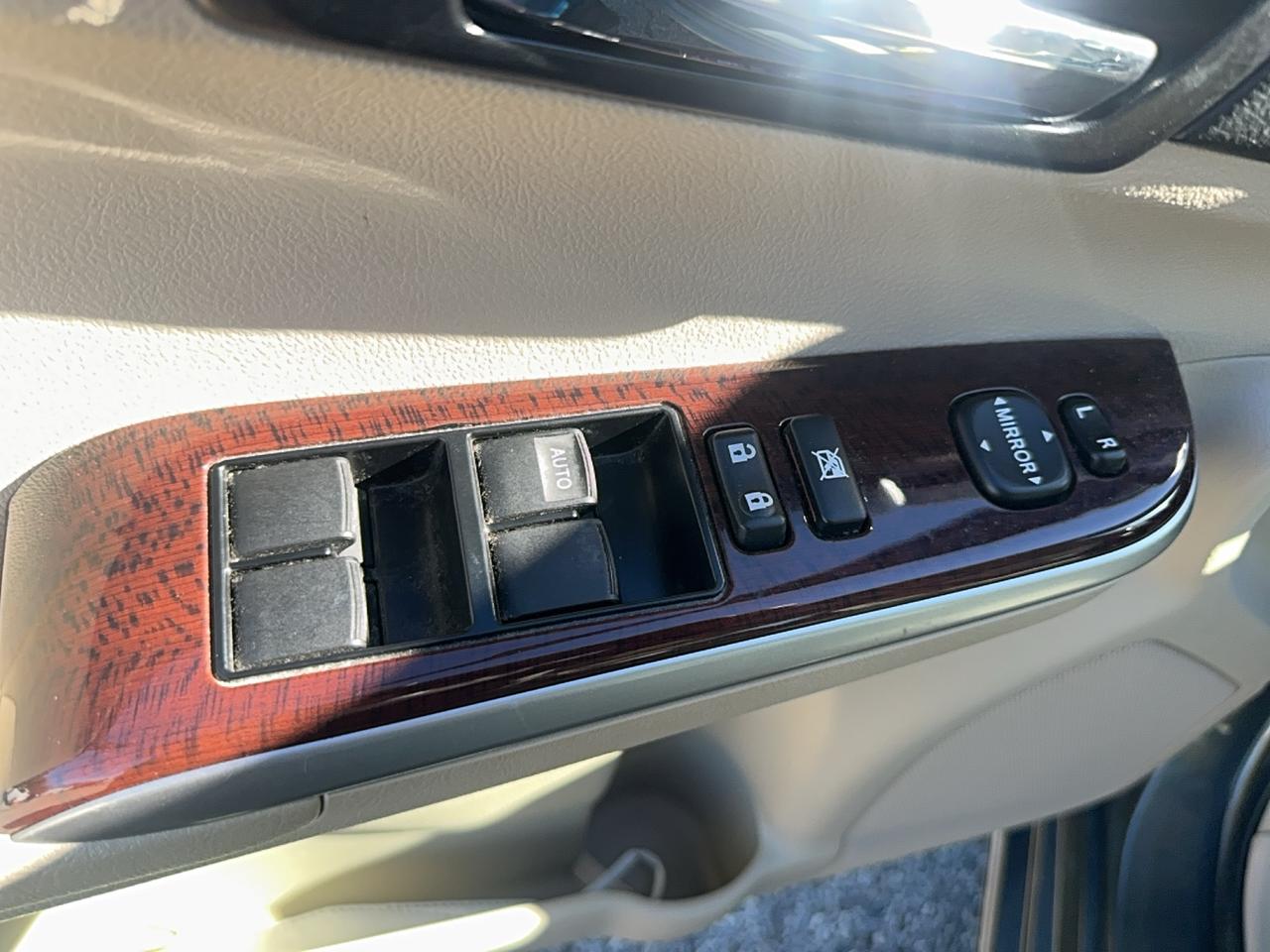 2012 Toyota Camry XLE Photo