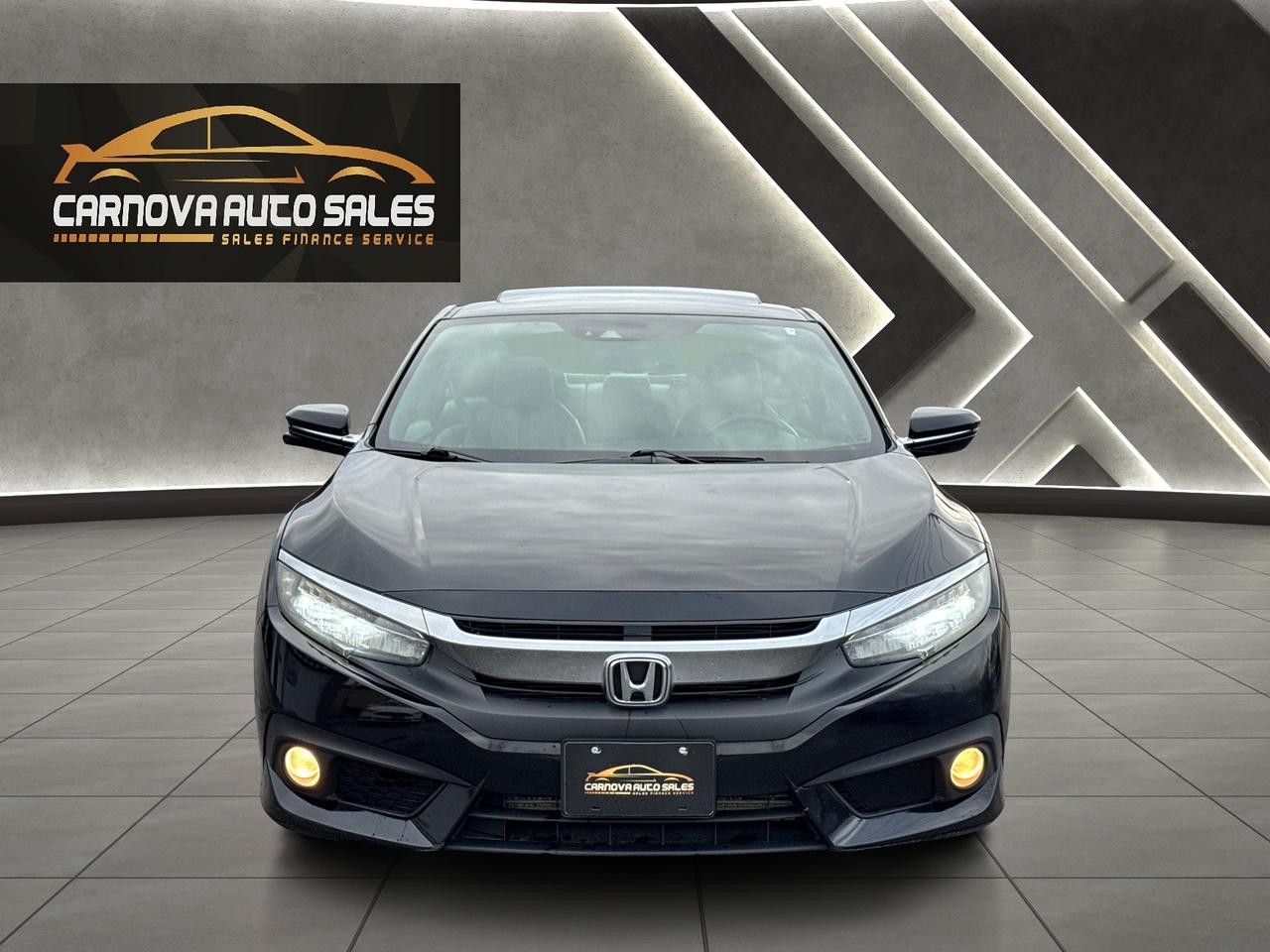 2017 Honda Civic Touring Coupe+ACCIDENT FREE+Honda Sense Photo