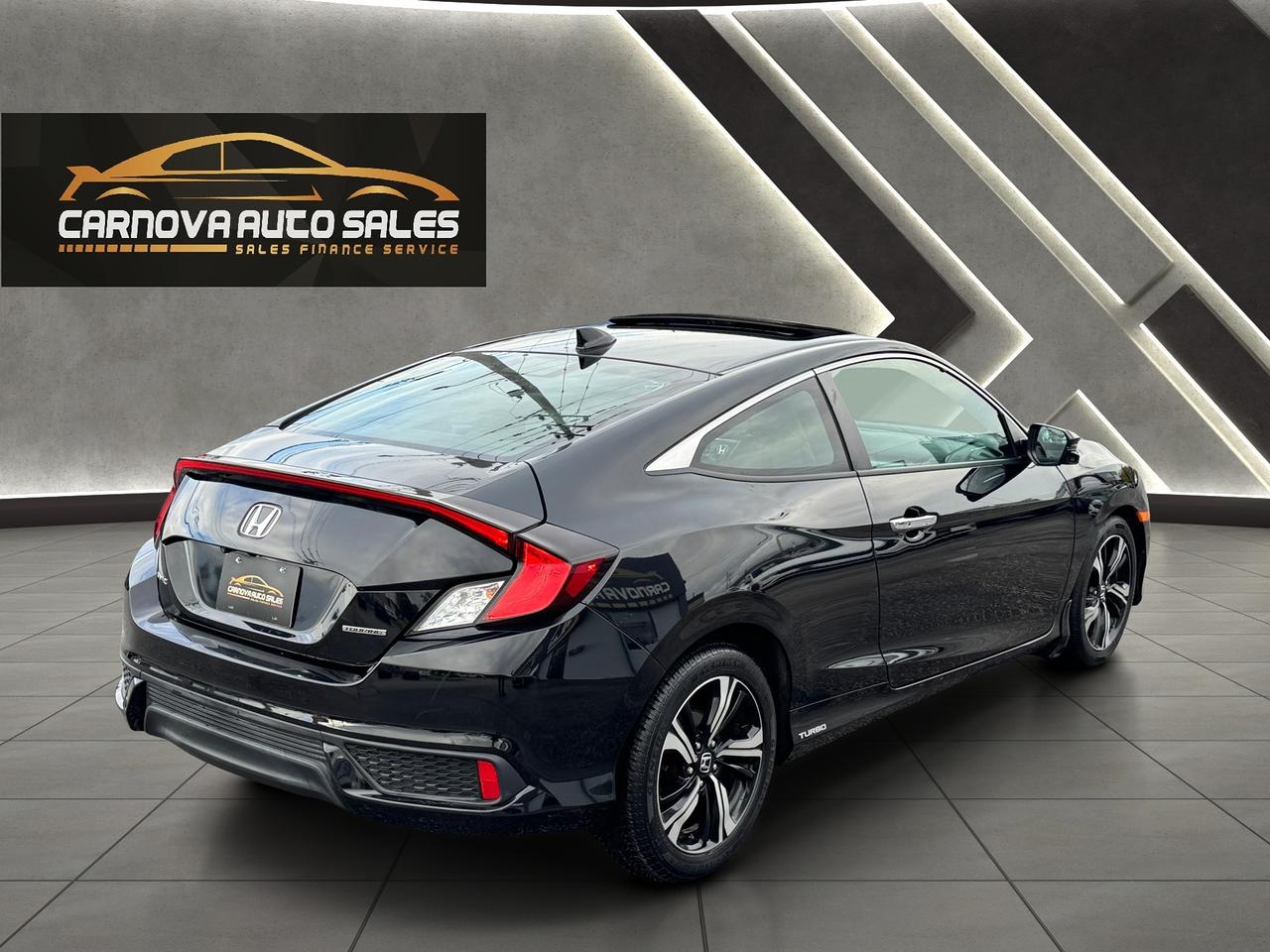 2017 Honda Civic Touring Coupe+ACCIDENT FREE+Honda Sense Photo