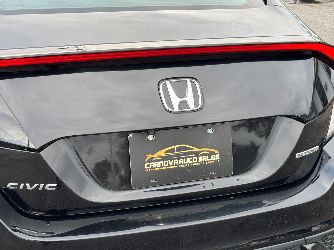 2017 Honda Civic Touring Coupe+ACCIDENT FREE+Honda Sense Photo