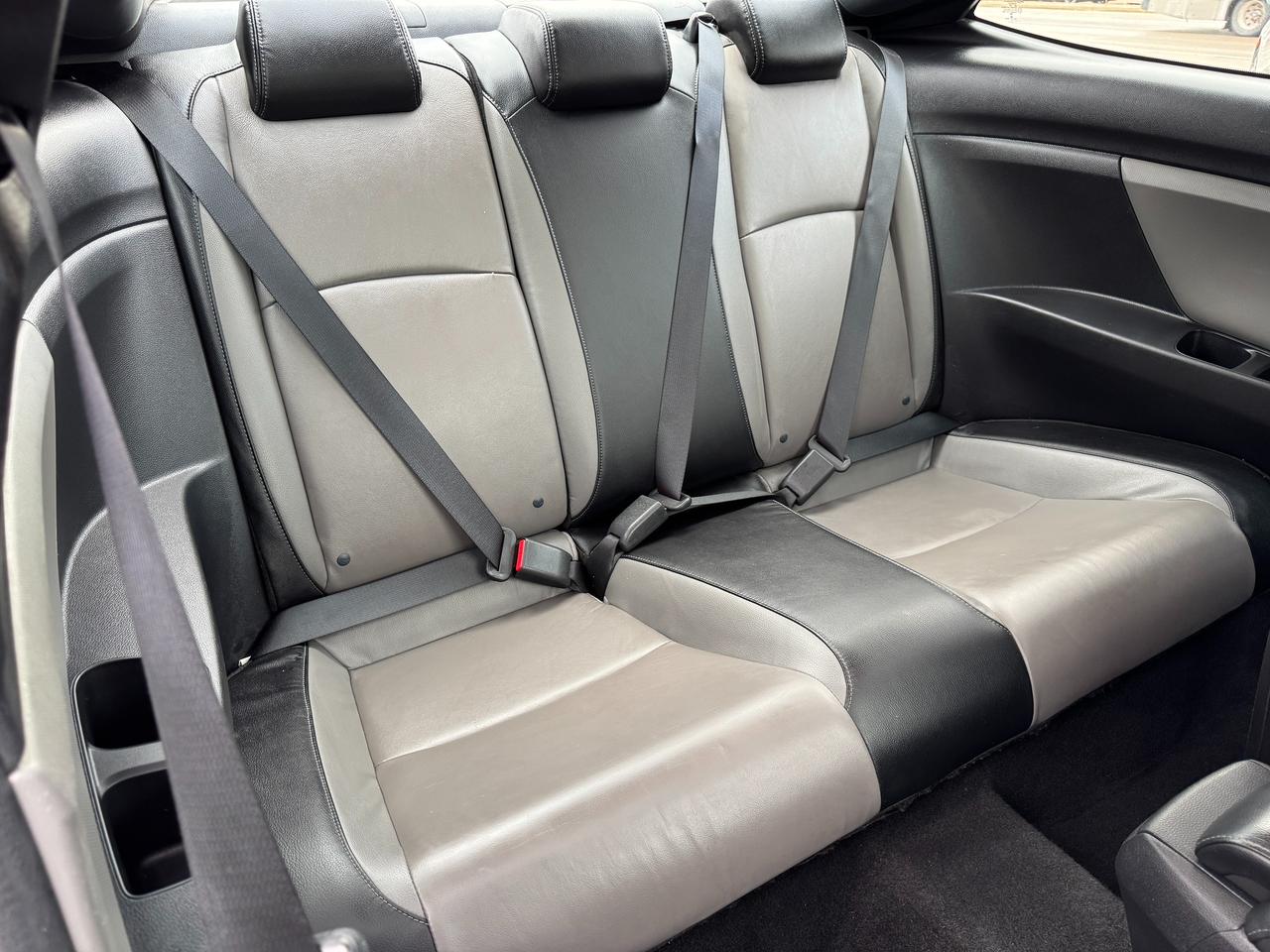 2017 Honda Civic Touring Coupe+ACCIDENT FREE+Honda Sense Photo