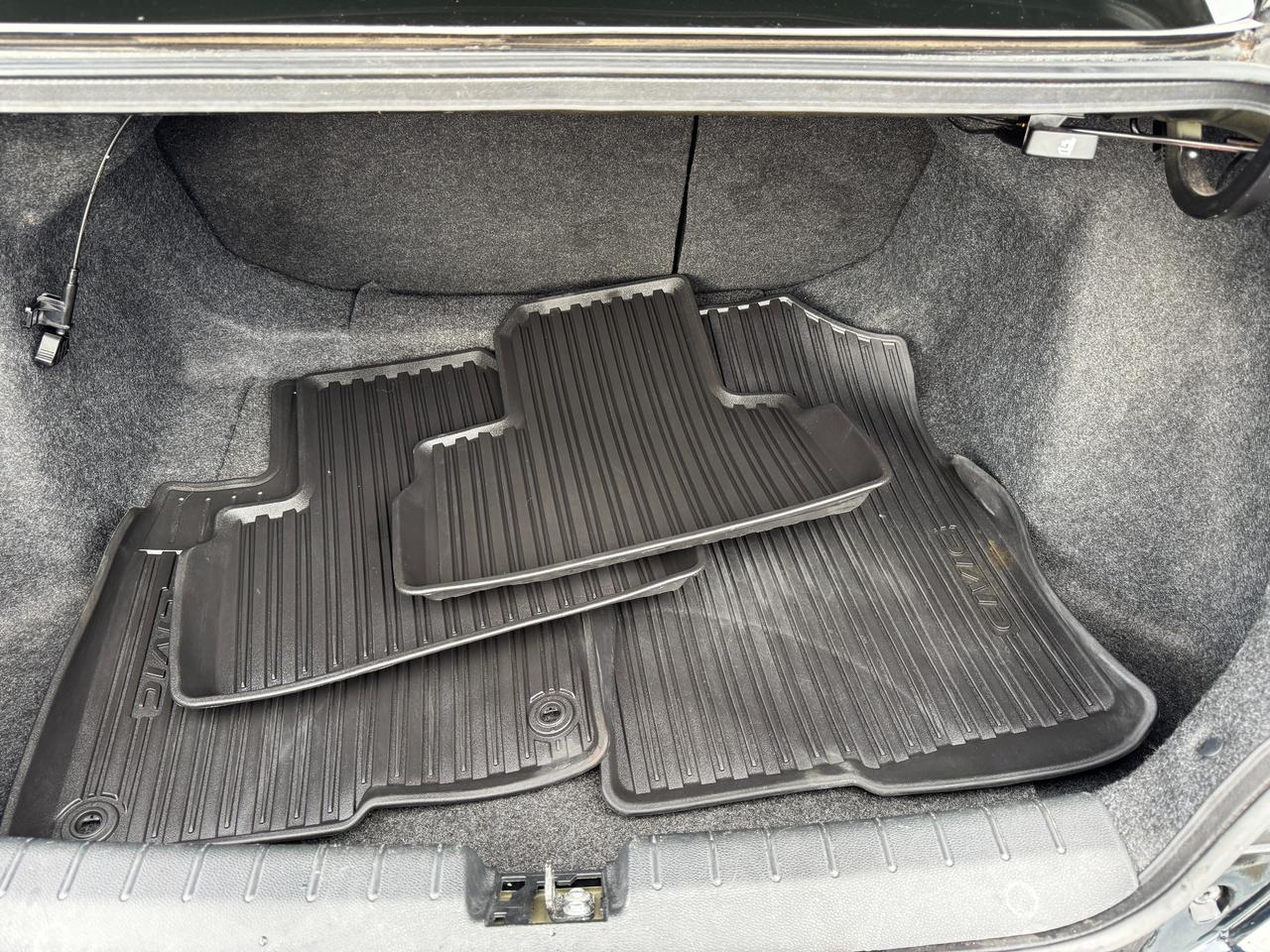 2017 Honda Civic Touring Coupe+ACCIDENT FREE+Honda Sense Photo