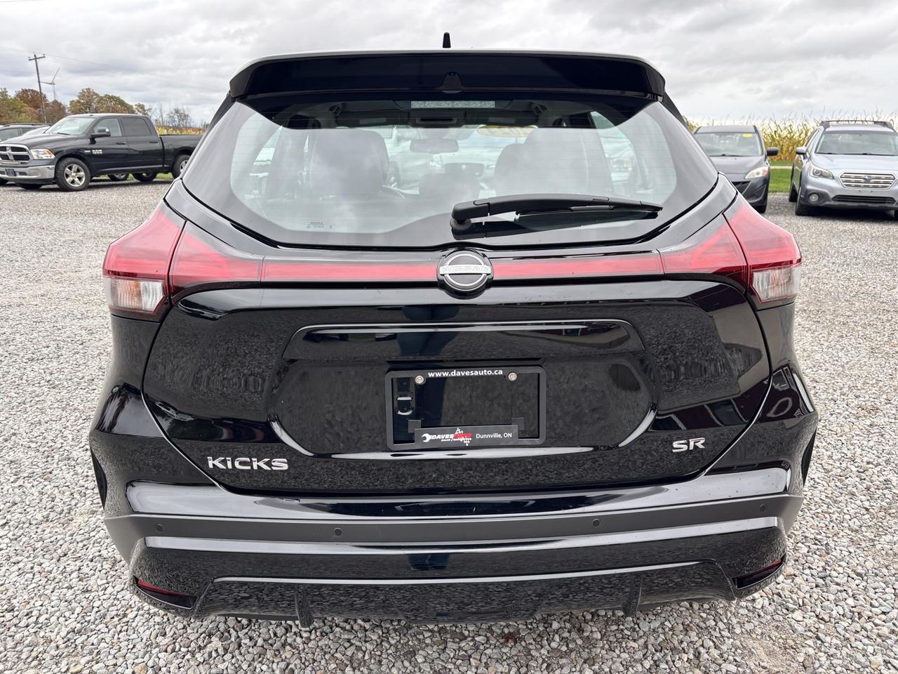 2024 Nissan Kicks SR Photo