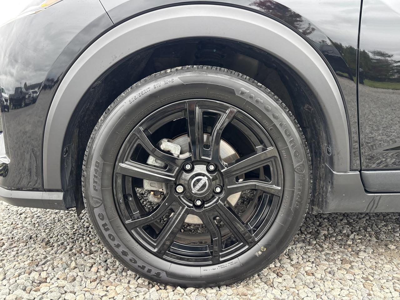 2024 Nissan Kicks SR Photo