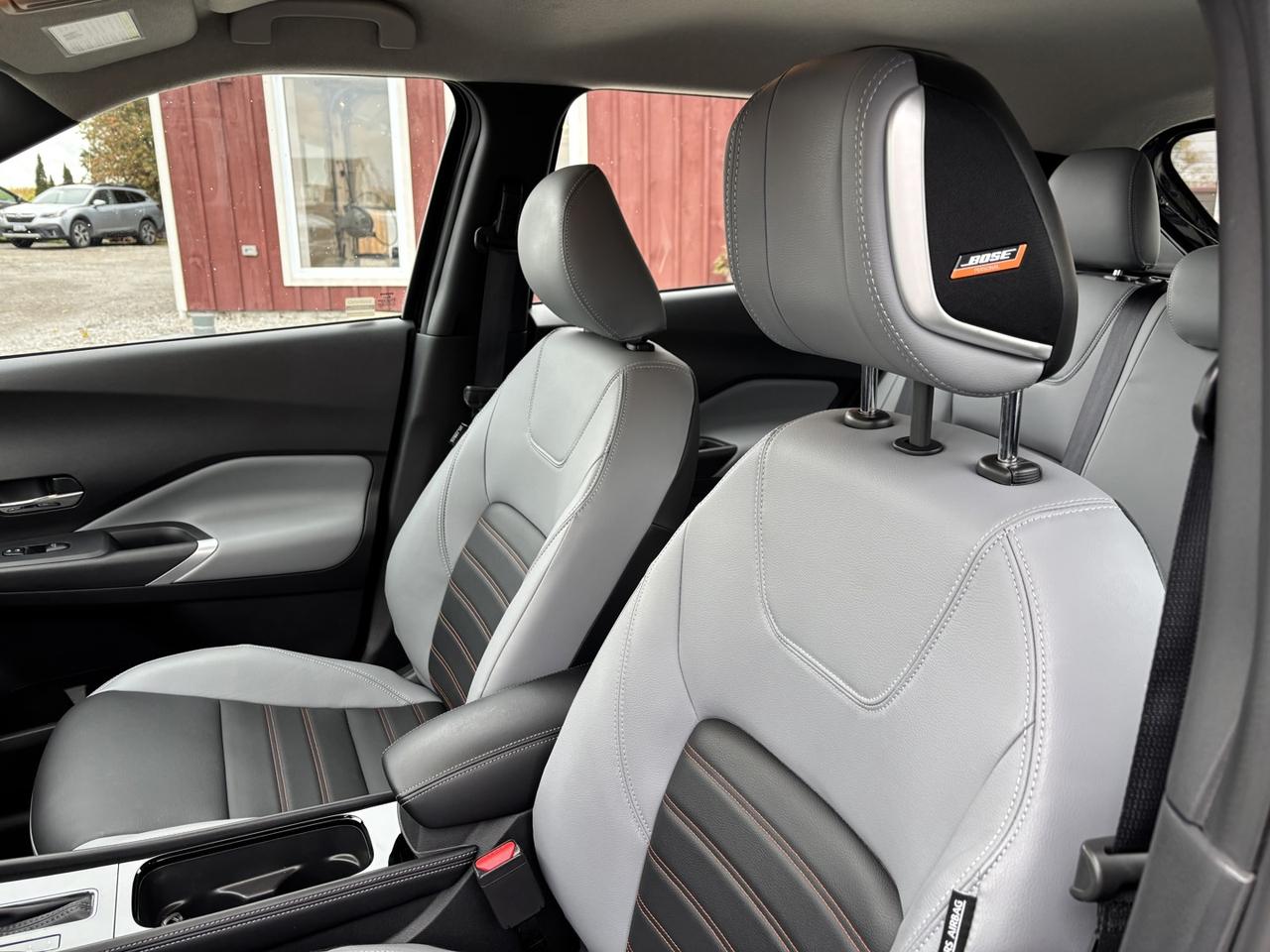 2024 Nissan Kicks SR Photo