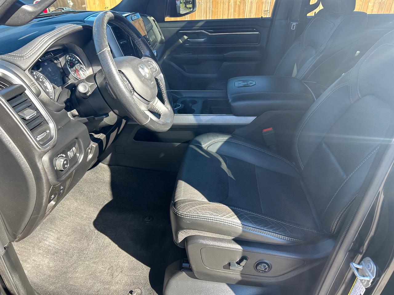 2019 RAM 1500 SPORT Photo