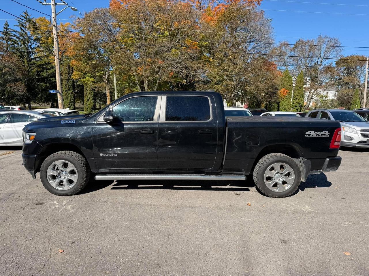 2020 RAM 1500 Big Horn 4x4 Crew Cab 6'4" Box - Photo #4