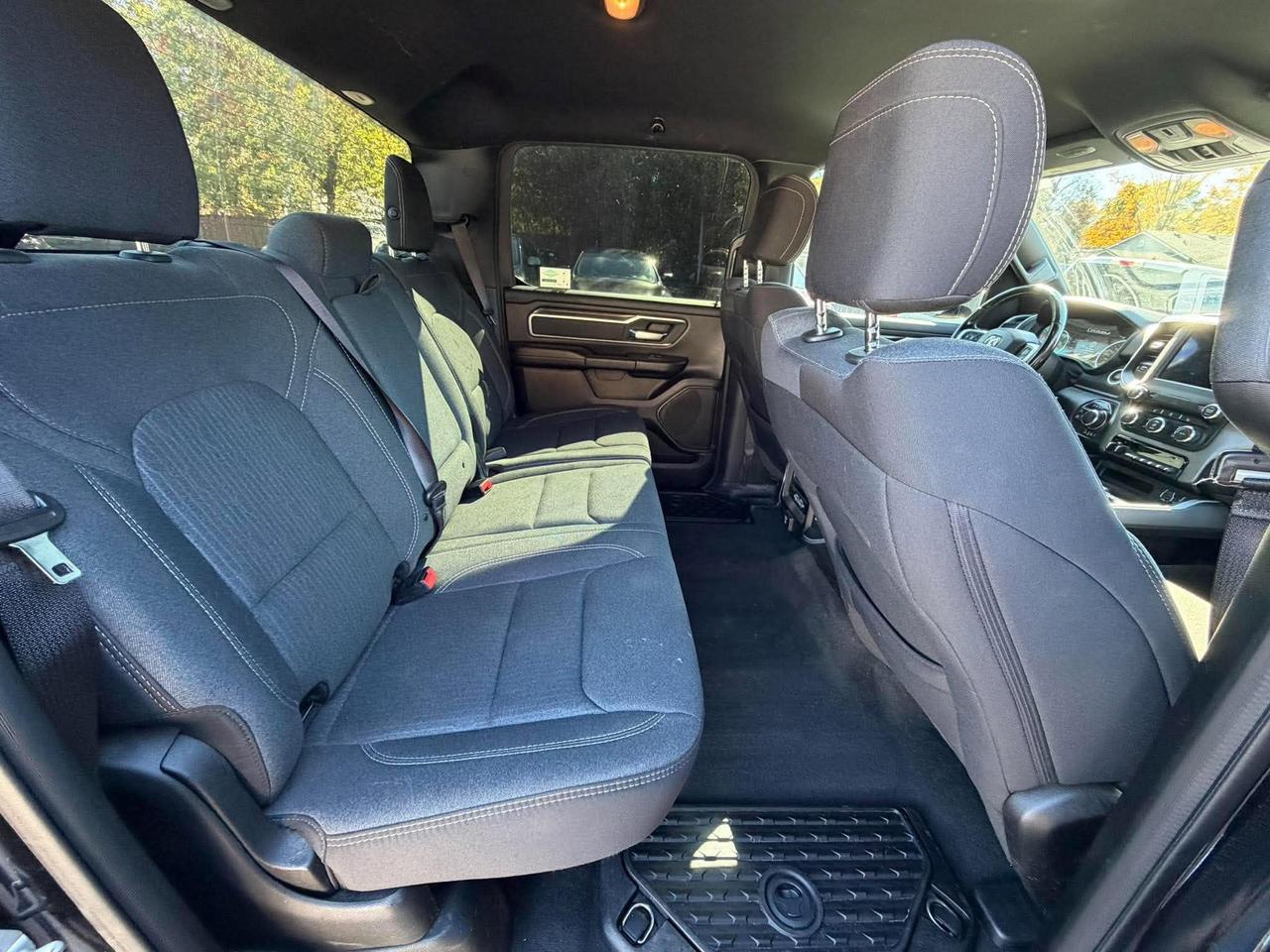 2020 RAM 1500 Big Horn 4x4 Crew Cab 6'4" Box Photo