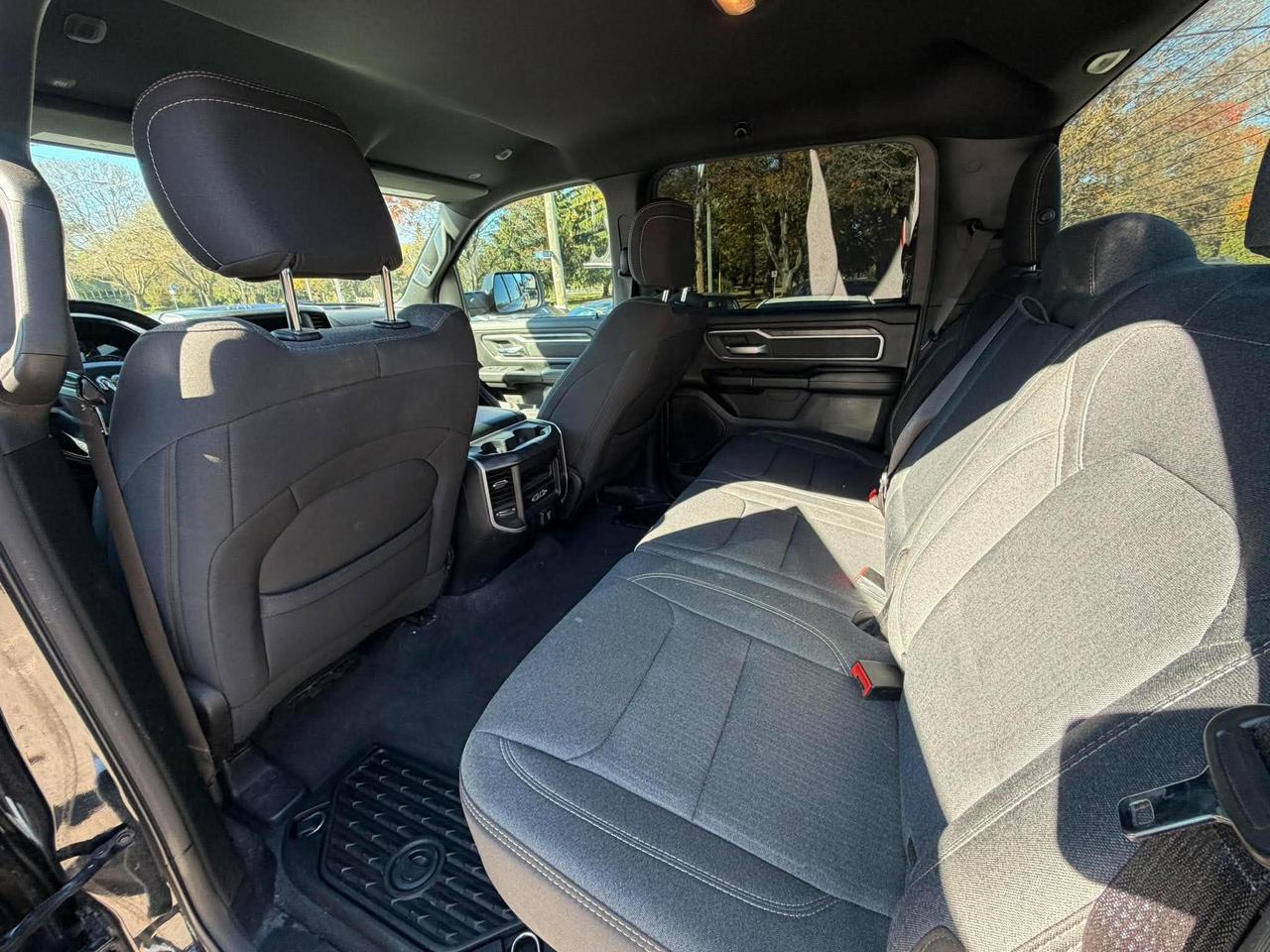 2020 RAM 1500 Big Horn 4x4 Crew Cab 6'4" Box - Photo #12