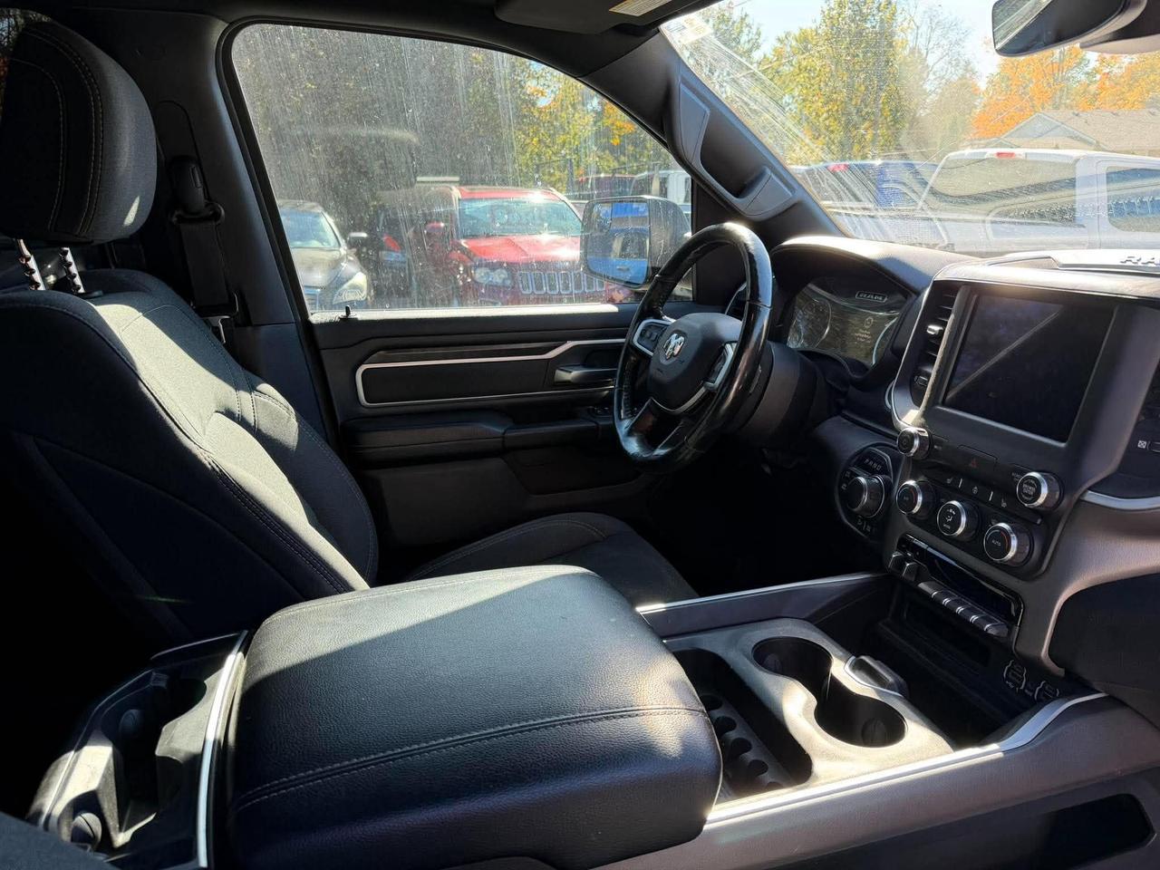 2020 RAM 1500 Big Horn 4x4 Crew Cab 6'4" Box Photo