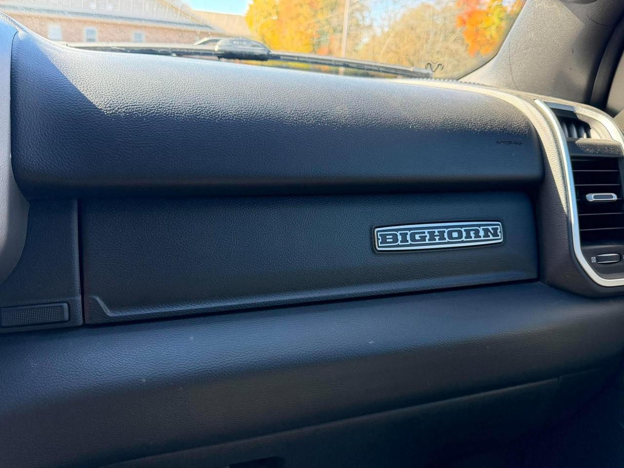 2020 RAM 1500 Big Horn 4x4 Crew Cab 6'4" Box Photo