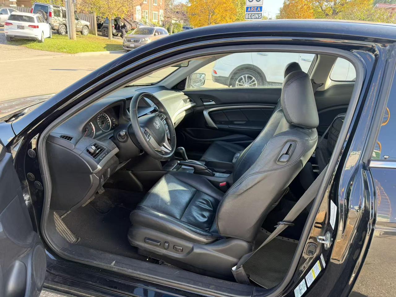2009 Honda Accord 2dr I4 Auto EX-L Photo