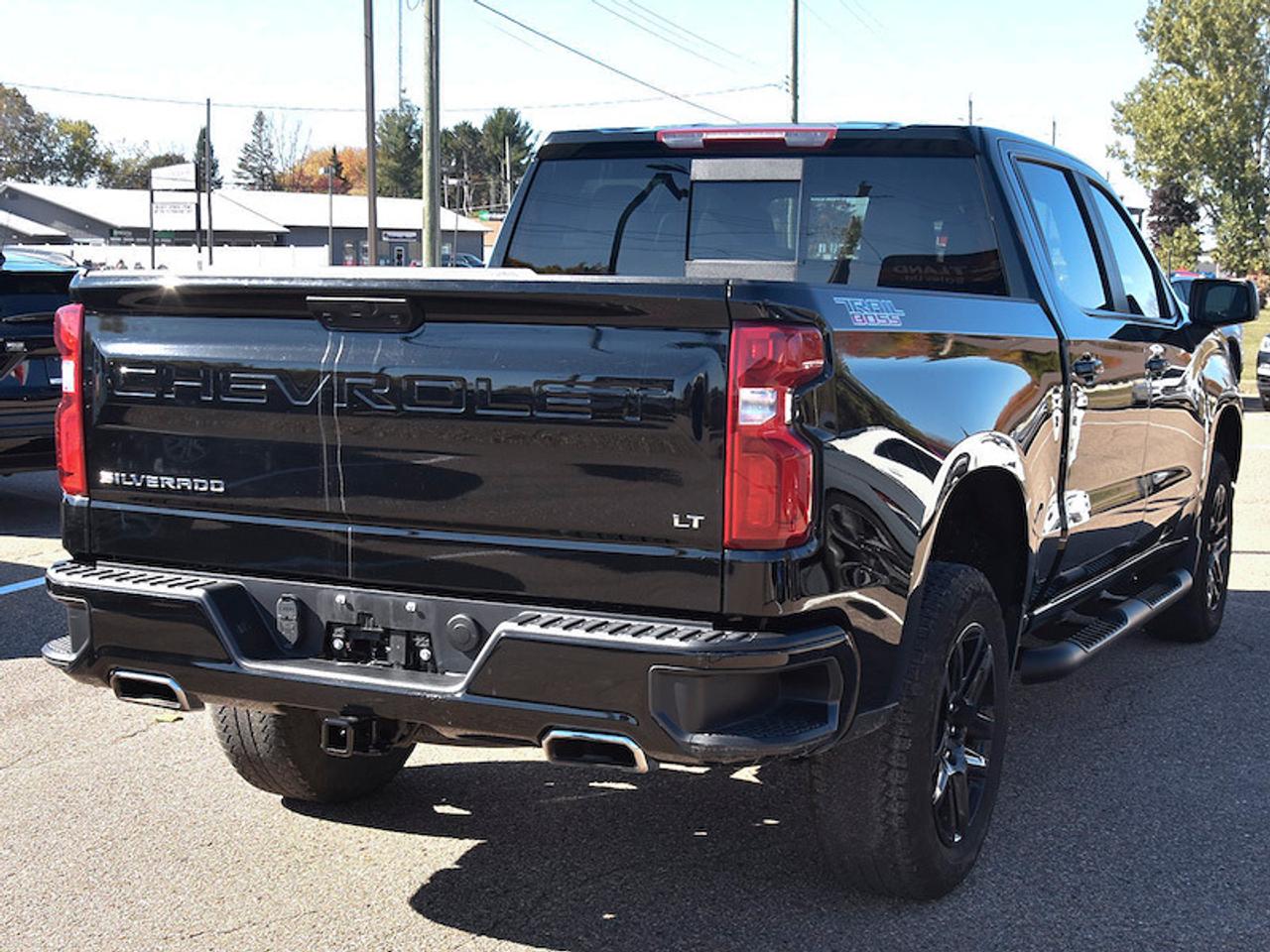 2024 Chevrolet Silverado 1500 LT Trail Boss Photo