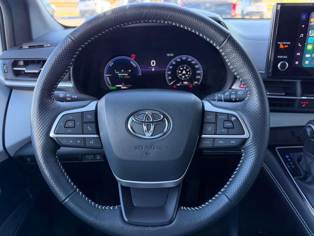 2025 Toyota Sienna XSE 7-Passenger XSE AWD! Photo