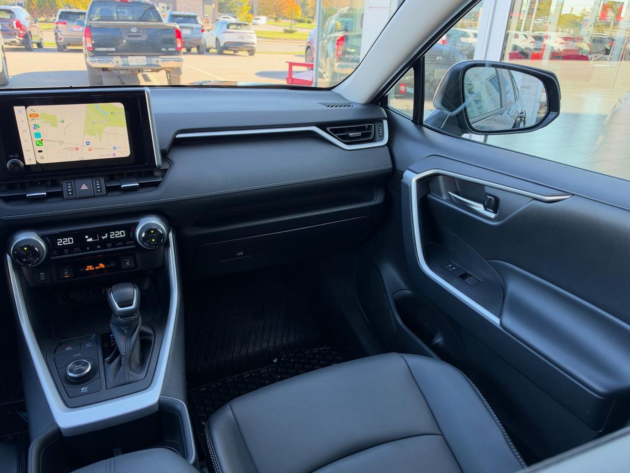 2025 Toyota RAV4 Hybrid HYBRID XLE PREMIUM! Photo
