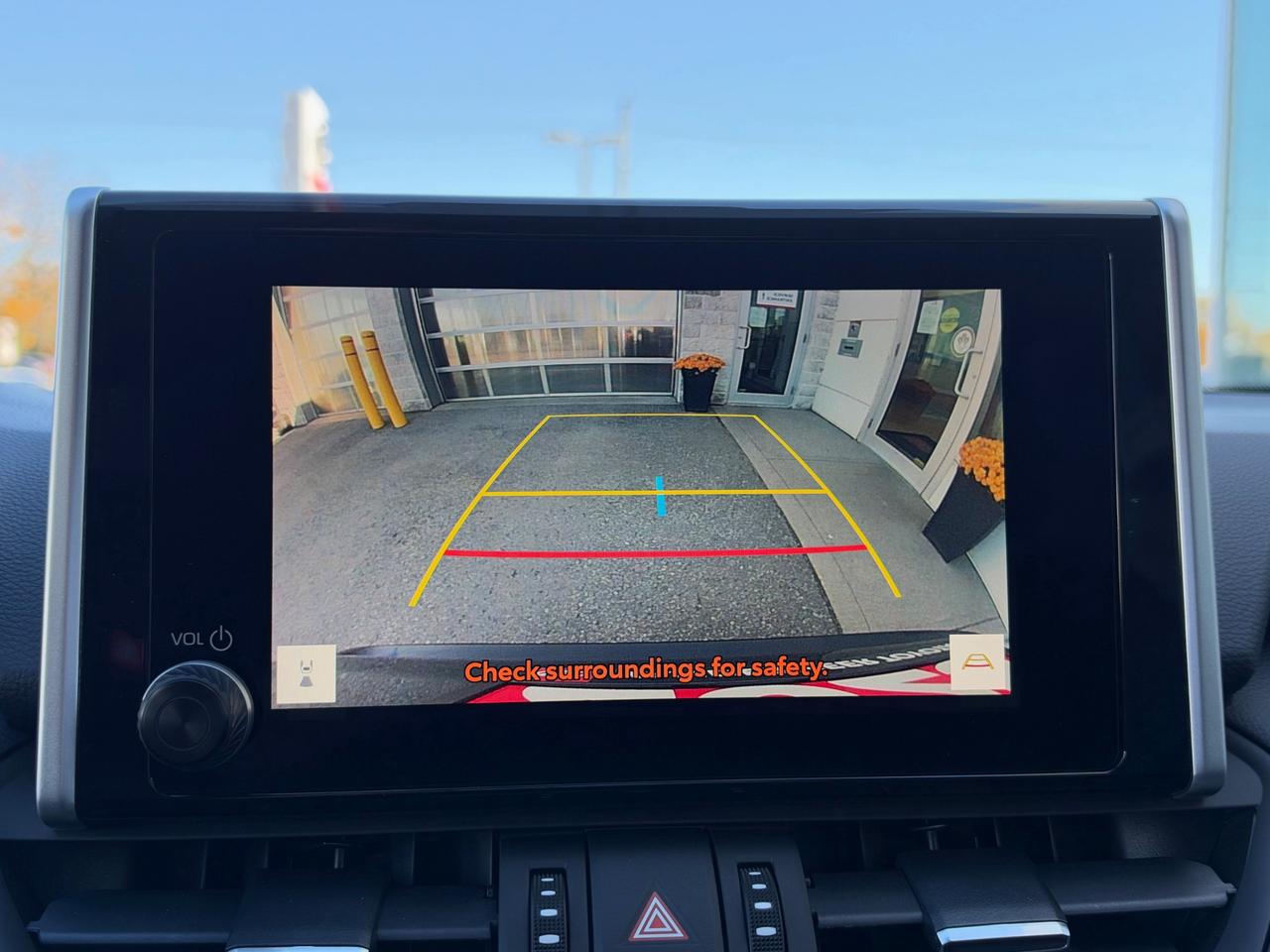 2025 Toyota RAV4 Hybrid HYBRID XLE PREMIUM! Photo