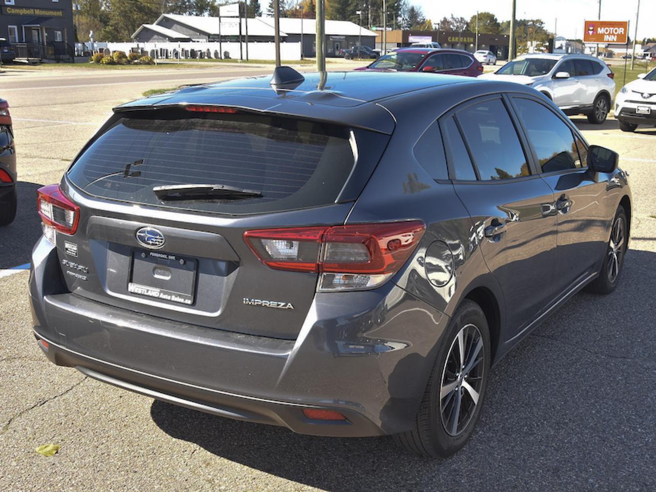 2023 Subaru Impreza Touring Photo