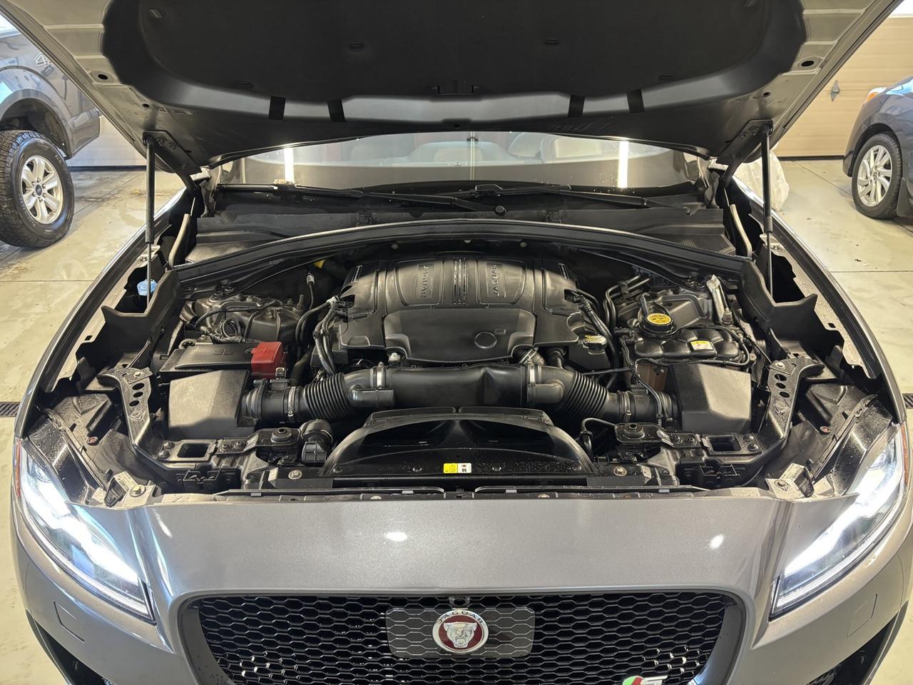 2018 Jaguar F-PACE S ~NO ACCIDENTS~CERTIFIED~ Photo